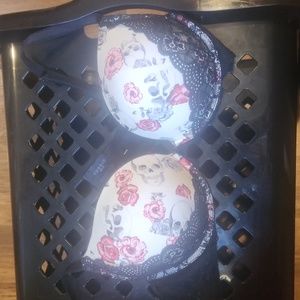 TORRID SKULL BRA 40D